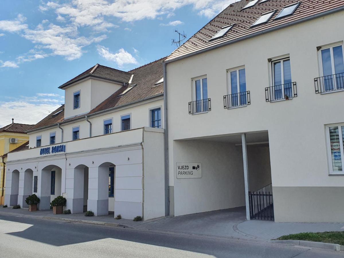 Apartman Maja Mikulov Bagian luar foto