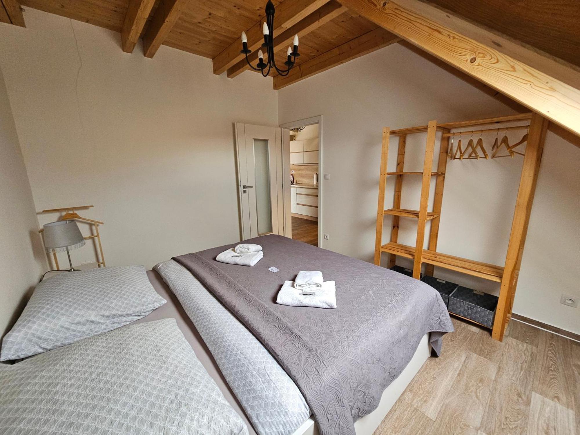 Apartman Maja Mikulov Bagian luar foto