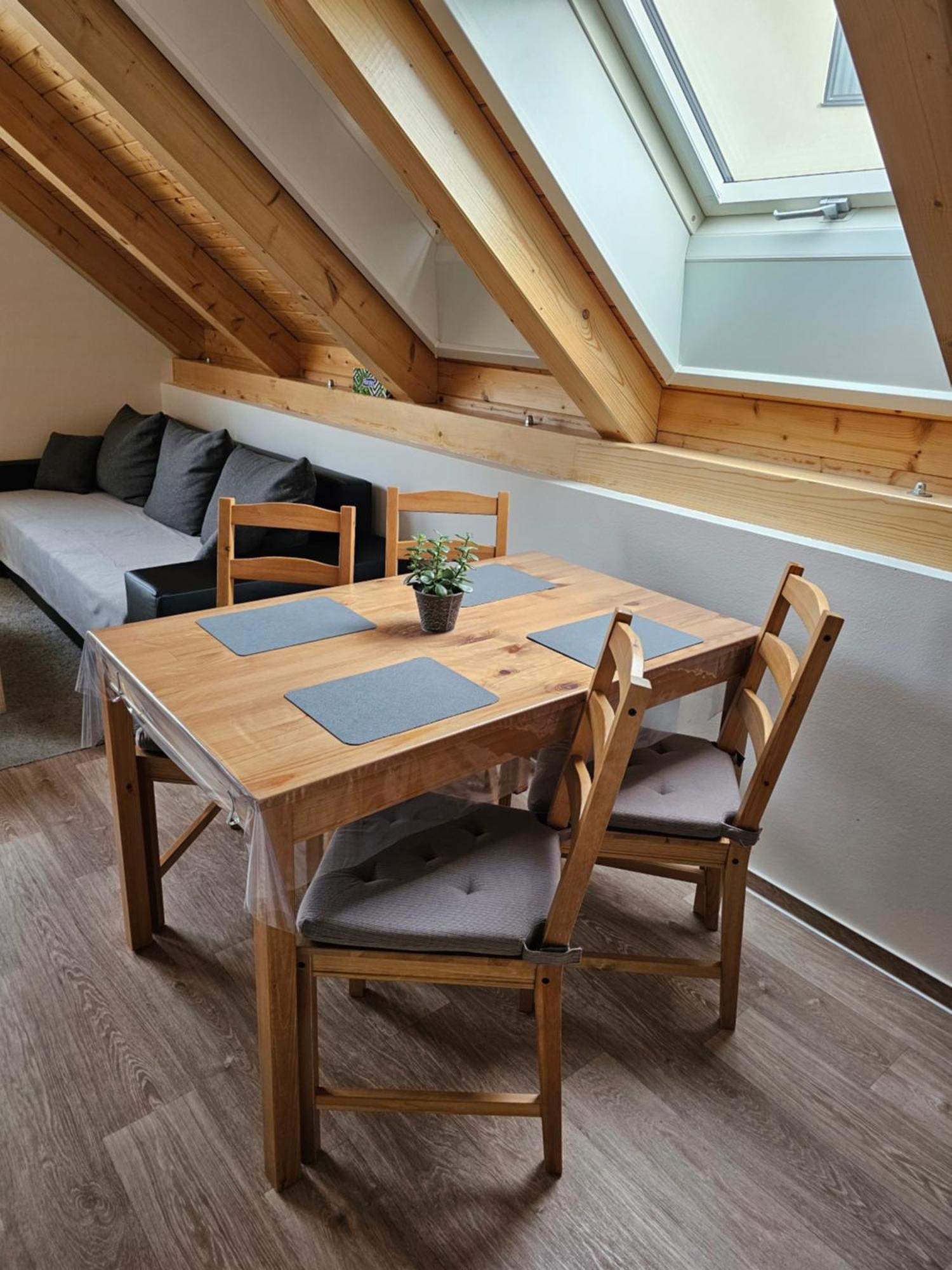 Apartman Maja Mikulov Bagian luar foto