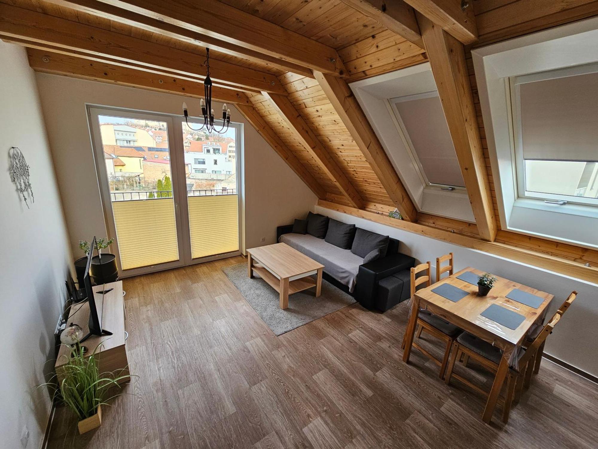 Apartman Maja Mikulov Bagian luar foto